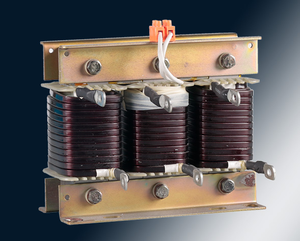 NMCKSG低壓 NMCKSC高壓電容器串聯(lián)電抗器在補(bǔ)償容性無(wú)功功率的時(shí)候，往往會(huì)受到諧波電流，合閘涌流及操作過(guò)電壓的影響，造成電容器損壞和功率因數(shù)降低，為此需…